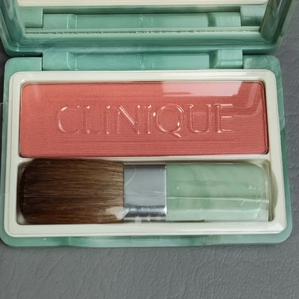CLINIQUE Young‎ Face Powder Blusher EXTRA POPPY 40 w/ Box Full Size RARE